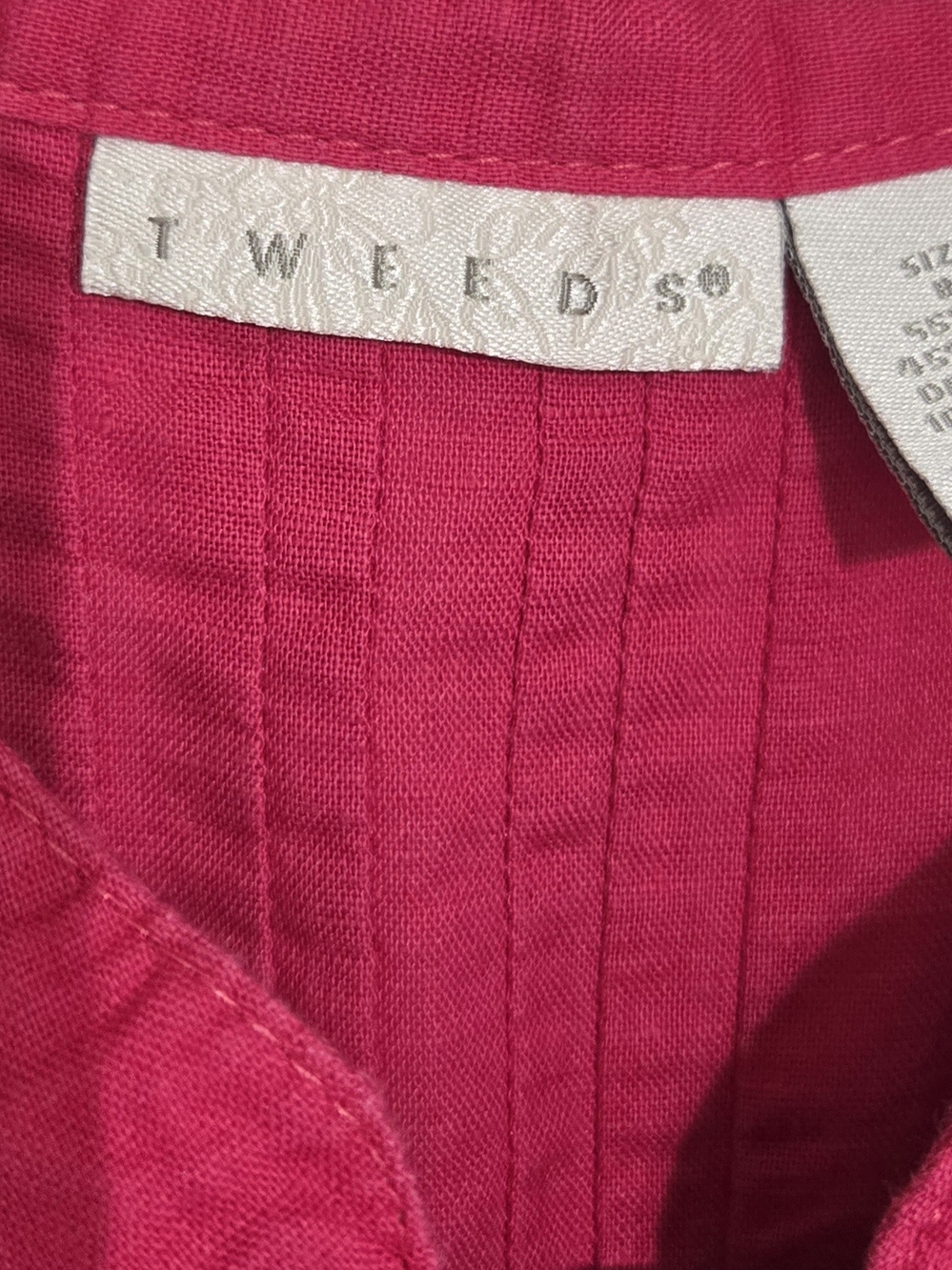 Tweeds Hot Pink Sleeveless Linen Blend Button Up Blouse - Picture 2 of 6